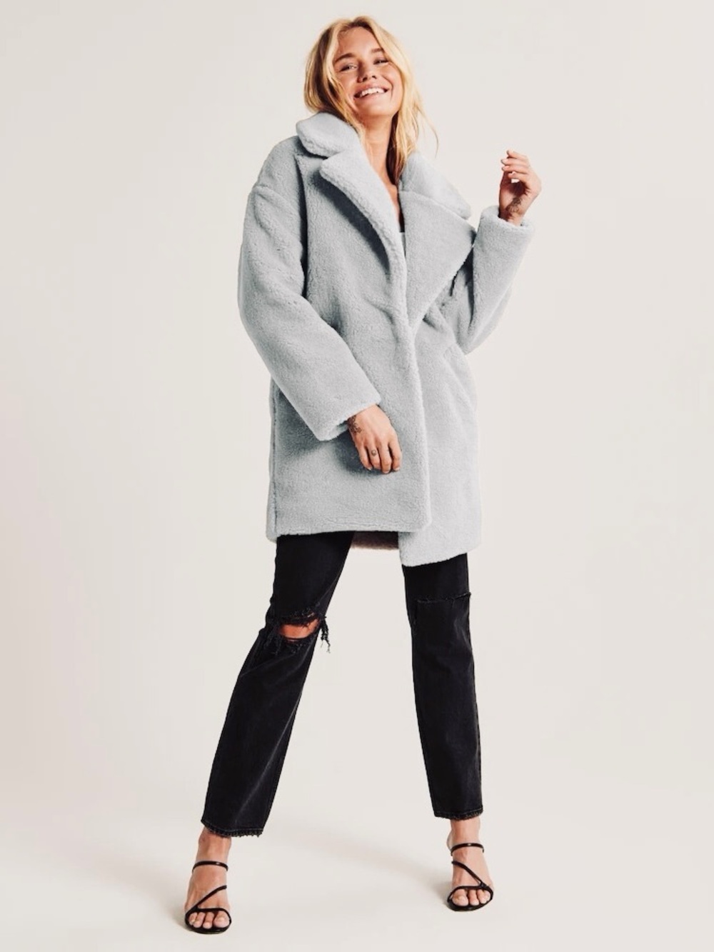 Abercrombie & Fitch Grey Teddy Coat Furry Fuzzy Jacket Mob Wife Size Small NWT